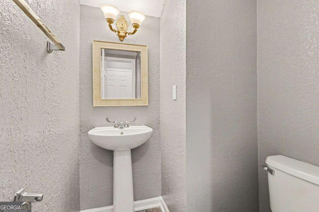 182 Summer Lake Drive SW, Marietta, GA 30060