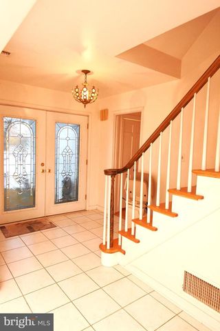 1850 BRIARCLIFF TER, Allentown, PA 18103