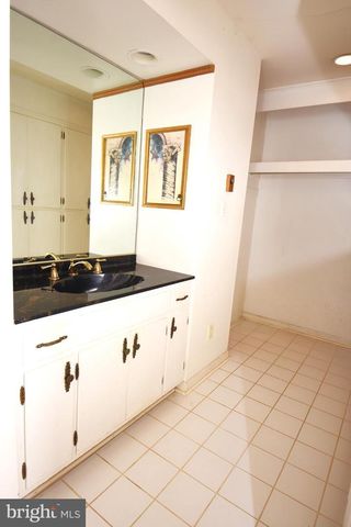 1850 BRIARCLIFF TER, Allentown, PA 18103