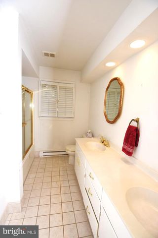 1850 BRIARCLIFF TER, Allentown, PA 18103