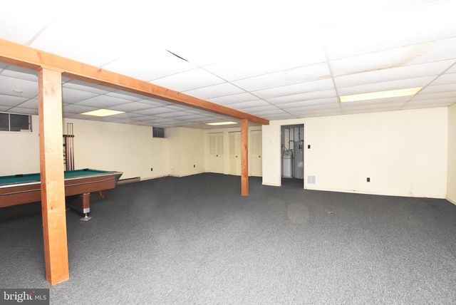 1850 BRIARCLIFF TER, Allentown, PA 18103