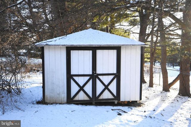 1850 BRIARCLIFF TER, Allentown, PA 18103