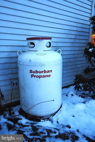 1850 BRIARCLIFF TER, Allentown, PA 18103