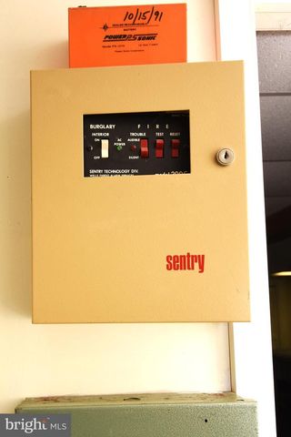 1850 BRIARCLIFF TER, Allentown, PA 18103