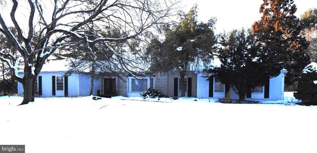 1850 BRIARCLIFF TER, Allentown, PA 18103