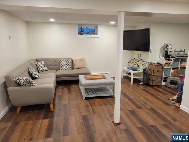 326 Brookside Avenue, Cresskill, NJ 07626