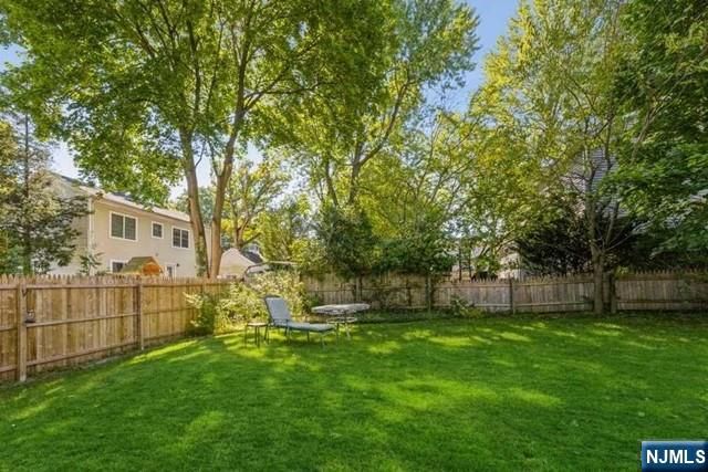 326 Brookside Avenue, Cresskill, NJ 07626