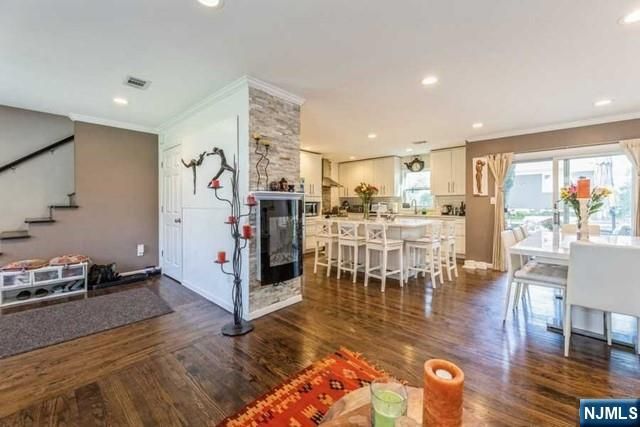 326 Brookside Avenue, Cresskill, NJ 07626