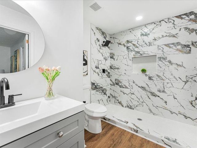 4390 Chelou Drive, Austell, GA 30106