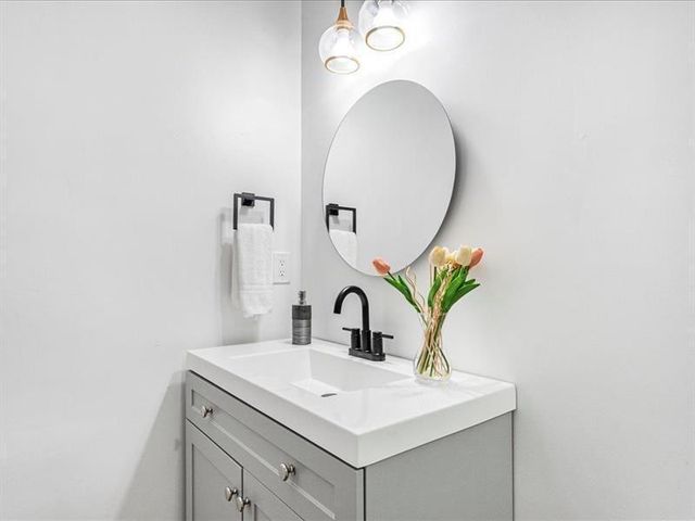 4390 Chelou Drive, Austell, GA 30106