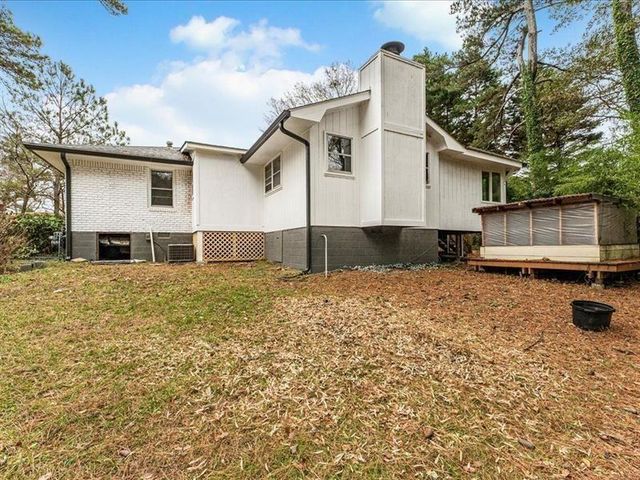 4390 Chelou Drive, Austell, GA 30106