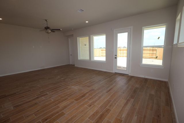 16406 Switchgrass Grove Lane, Hockley, TX 77447