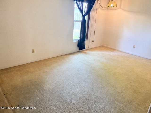 255 Applewood Circle, Melbourne, FL 32940