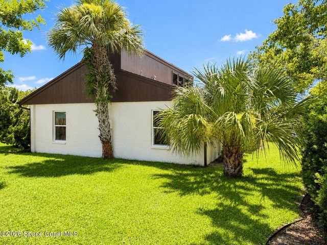 255 Applewood Circle, Melbourne, FL 32940