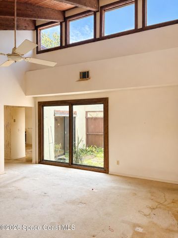 255 Applewood Circle, Melbourne, FL 32940