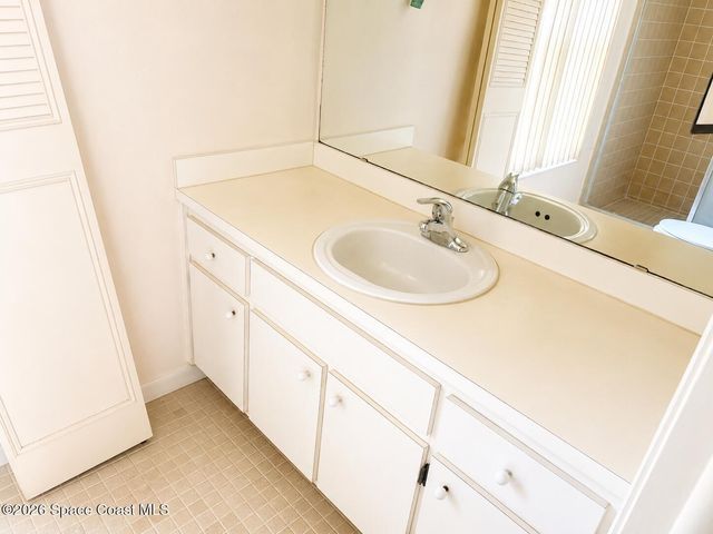 255 Applewood Circle, Melbourne, FL 32940