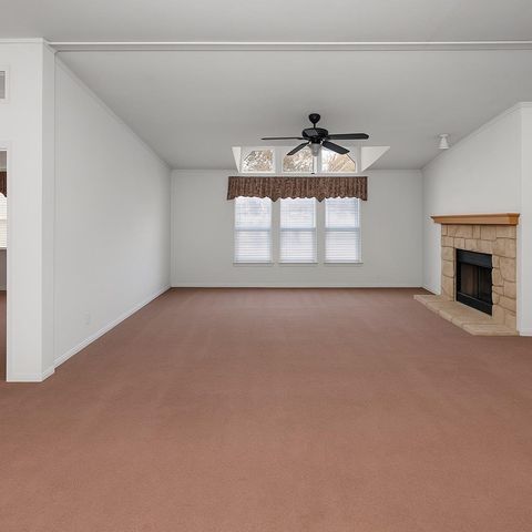 141 Morning Dove LN, Elgin, TX 78602