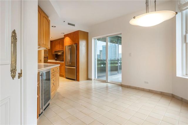 2660 Peachtree Road NW 15G, Atlanta, GA 30305