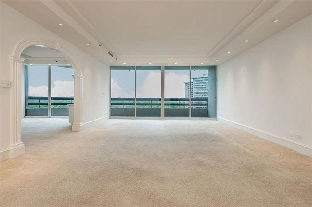 2660 Peachtree Road NW 15G, Atlanta, GA 30305