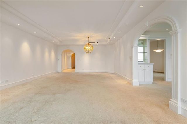 2660 Peachtree Road NW 15G, Atlanta, GA 30305