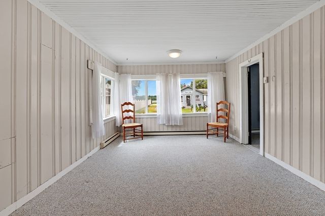 10 Barnes Street, Wareham, MA 02571