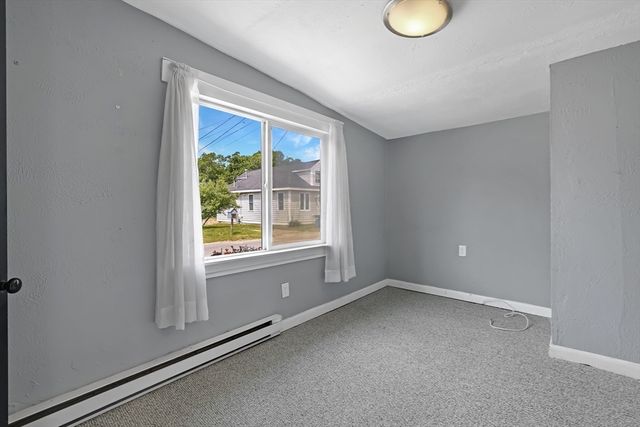 10 Barnes Street, Wareham, MA 02571
