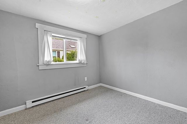 10 Barnes Street, Wareham, MA 02571
