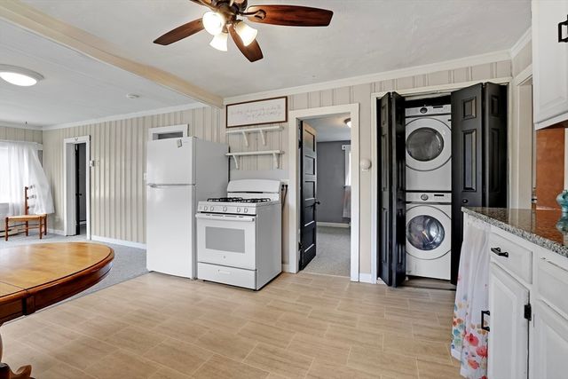 10 Barnes Street, Wareham, MA 02571
