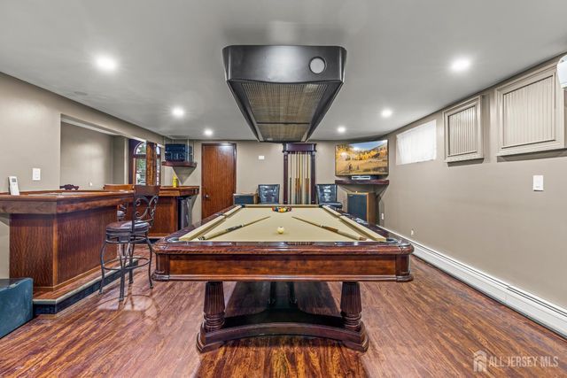 251 Arlington Drive, Fords, NJ 08863