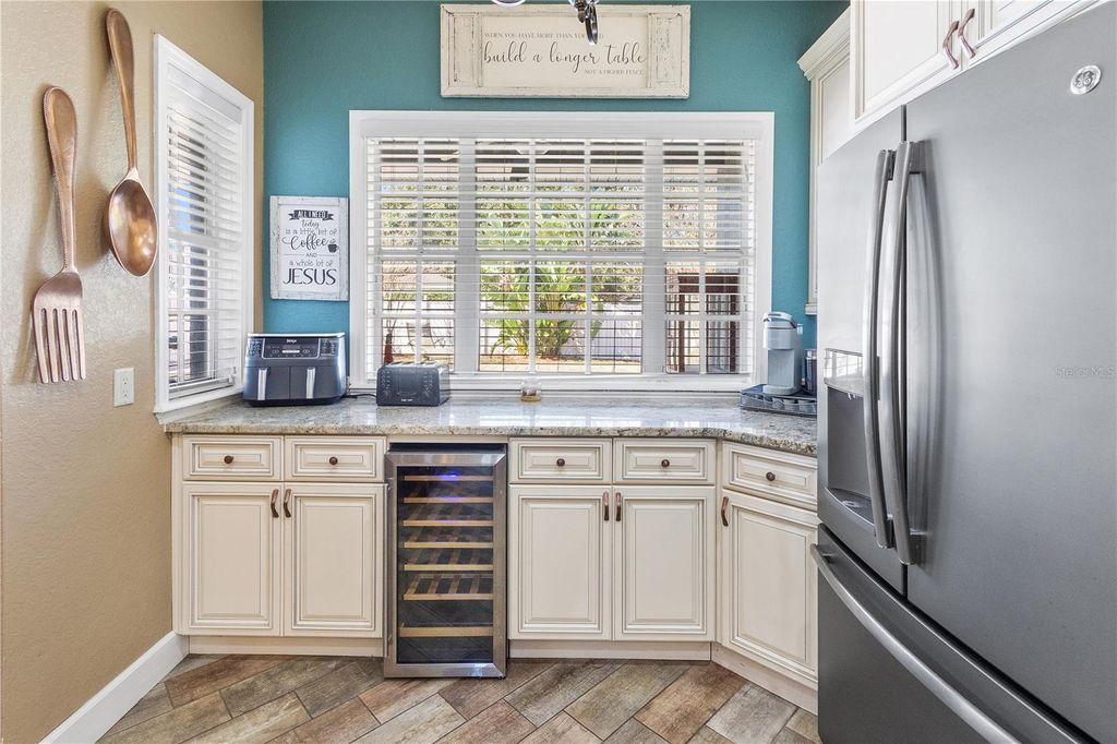 Image 12 of property listing at 1224 7TH STREET NW, Winter Haven, FL 33881