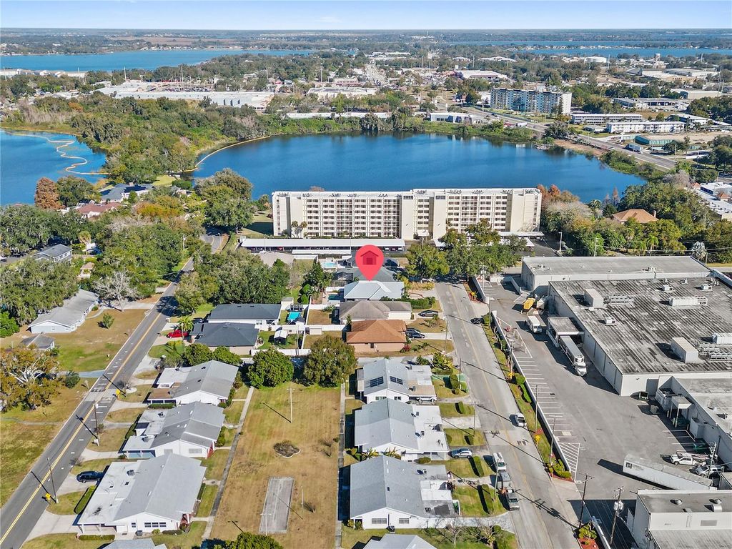 Image 37 of property listing at 1224 7TH STREET NW, Winter Haven, FL 33881