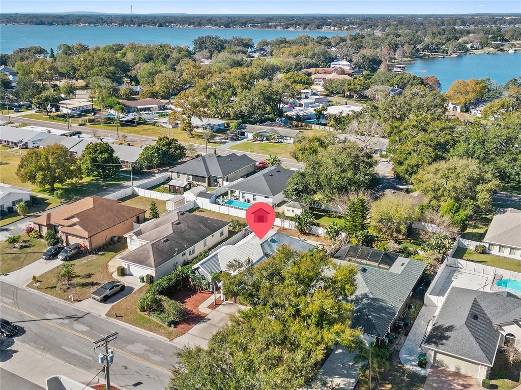 Image 41 of property listing at 1224 7TH STREET NW, Winter Haven, FL 33881