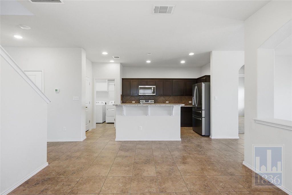 720 Coltrane DR, Pflugerville, TX 78660