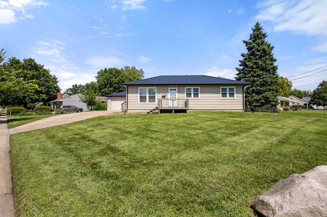 2500 Arthur Avenue, Des Moines, IA 50317