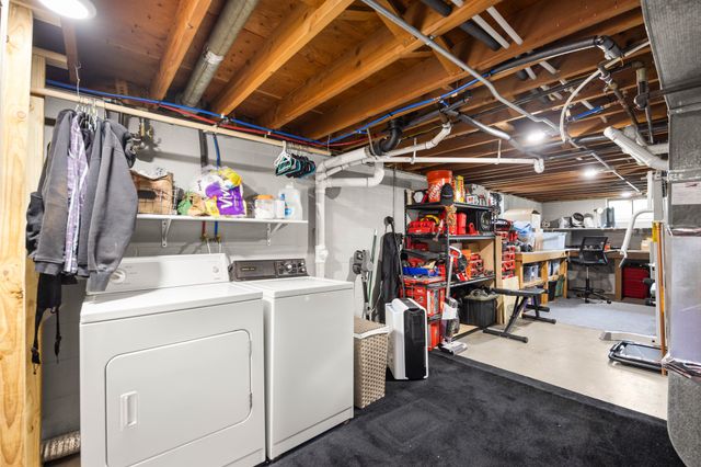 2500 Arthur Avenue, Des Moines, IA 50317