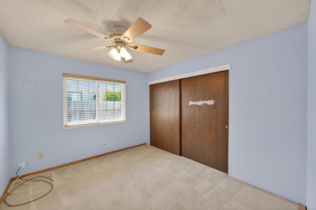 9353 Aizenberg Cir, Elk Grove, CA 95624