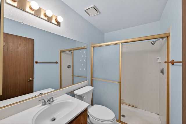 9353 Aizenberg Cir, Elk Grove, CA 95624