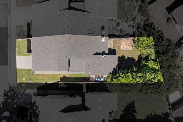 9353 Aizenberg Cir, Elk Grove, CA 95624