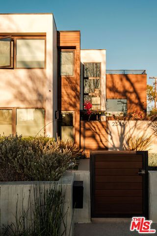 2345 27th Street, Santa Monica, CA 90405