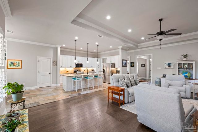 1544 Sabal Palm Dr, Gulf Breeze, FL 32563