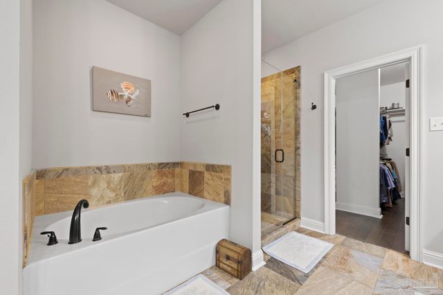 1544 Sabal Palm Dr, Gulf Breeze, FL 32563