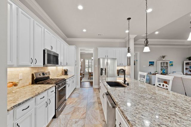 1544 Sabal Palm Dr, Gulf Breeze, FL 32563