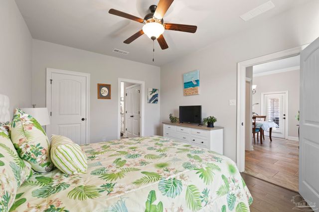 1544 Sabal Palm Dr, Gulf Breeze, FL 32563