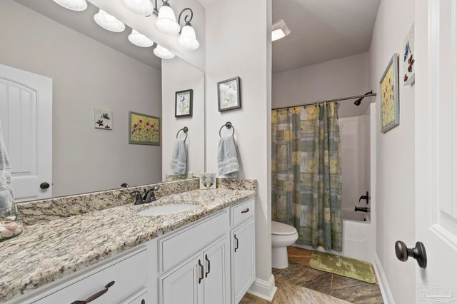 1544 Sabal Palm Dr, Gulf Breeze, FL 32563