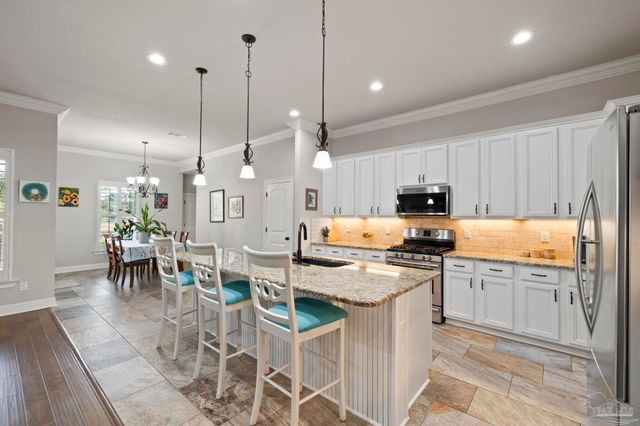 1544 Sabal Palm Dr, Gulf Breeze, FL 32563