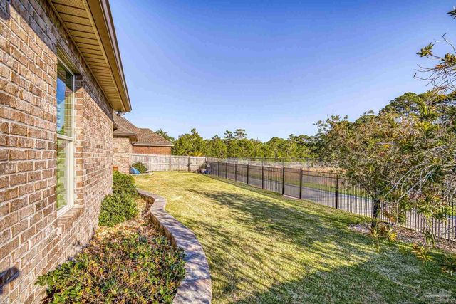 1544 Sabal Palm Dr, Gulf Breeze, FL 32563