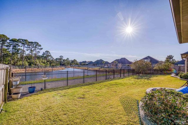 1544 Sabal Palm Dr, Gulf Breeze, FL 32563