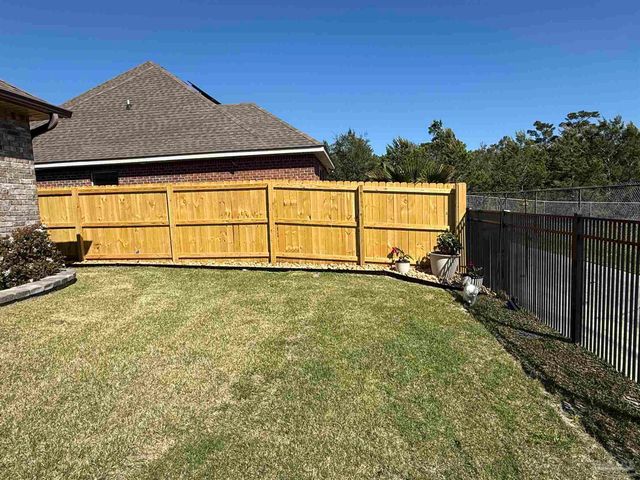 1544 Sabal Palm Dr, Gulf Breeze, FL 32563