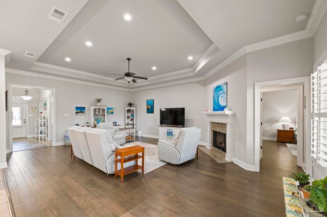 1544 Sabal Palm Dr, Gulf Breeze, FL 32563