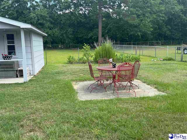432 Van Dyke Road, Dillon, SC 29536